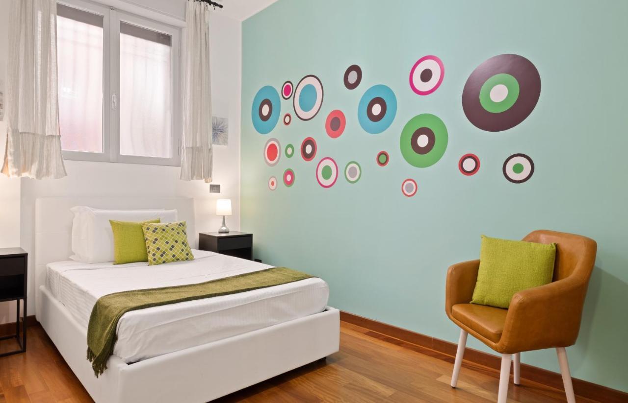 3 Bed Modern Flat - 15 Minutes Walk To Colosseum Apartamento Roma