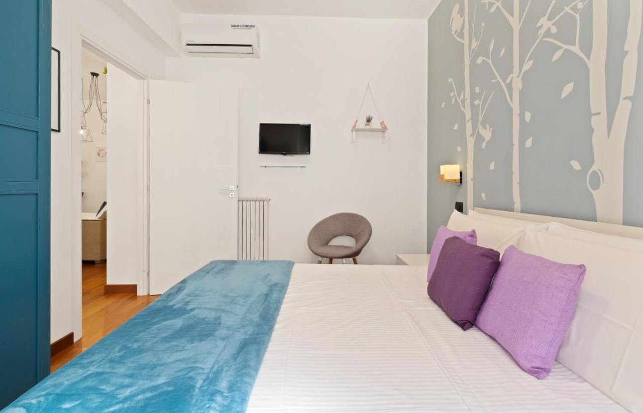 3 Bed Modern Flat - 15 Minutes Walk To Colosseum Apartamento Roma