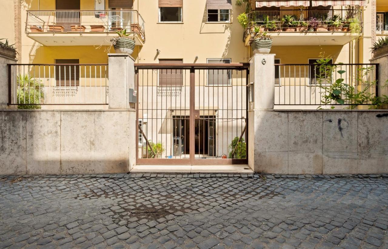 3 Bed Modern Flat - 15 Minutes Walk To Colosseum Apartamento